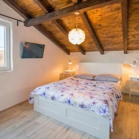 House Frank Prázdninový dům Vrbnik (Primorje-Gorski Kotar)