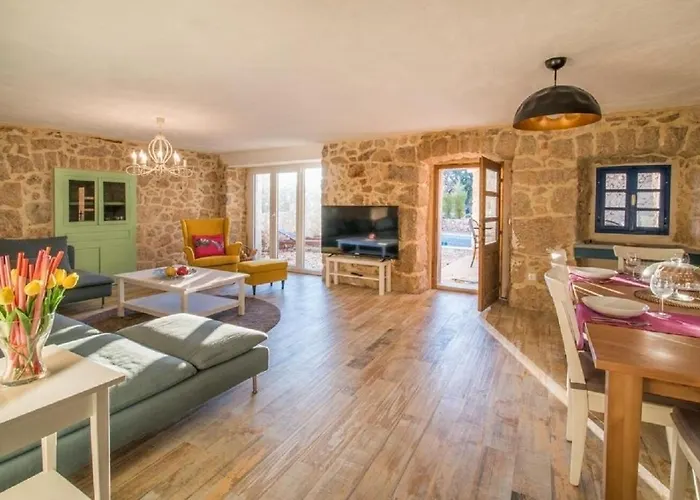 Feriehus House Frank Vrbnik (Primorje-Gorski Kotar)